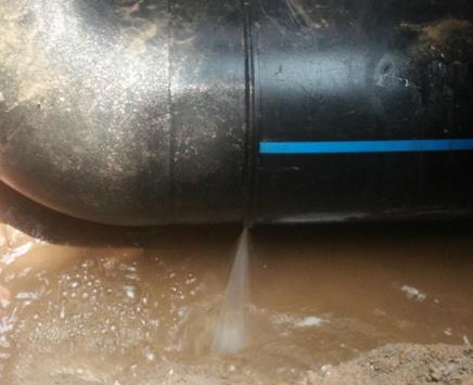 多伦楼顶渗水维修公司为大家分享下多伦卫生间漏水维修修补技术!