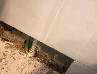 多伦楼顶漏水维修公司分享下修复水管漏水的几种小方法